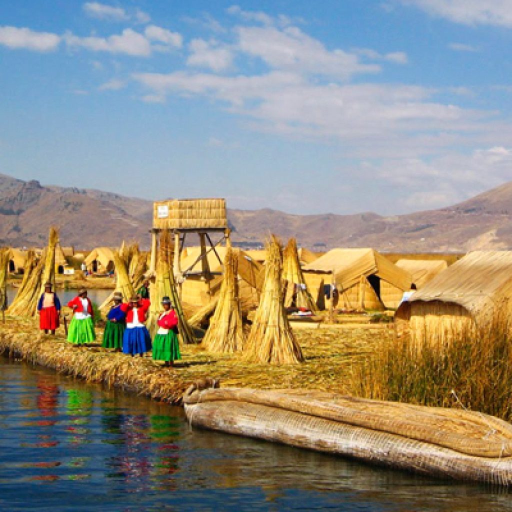 Île uros taquile titicaca